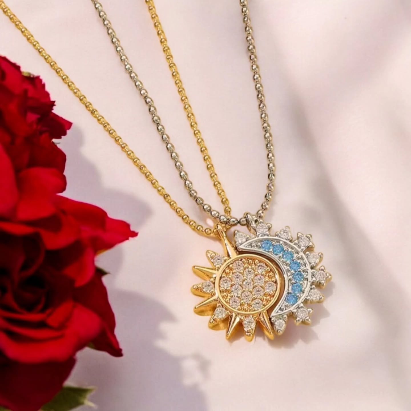 Collares Sol y Luna Eclipse Pareja